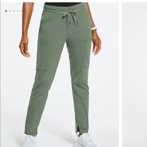 Jaanuu Women’s Slim Cargo Scrub Pants NWT